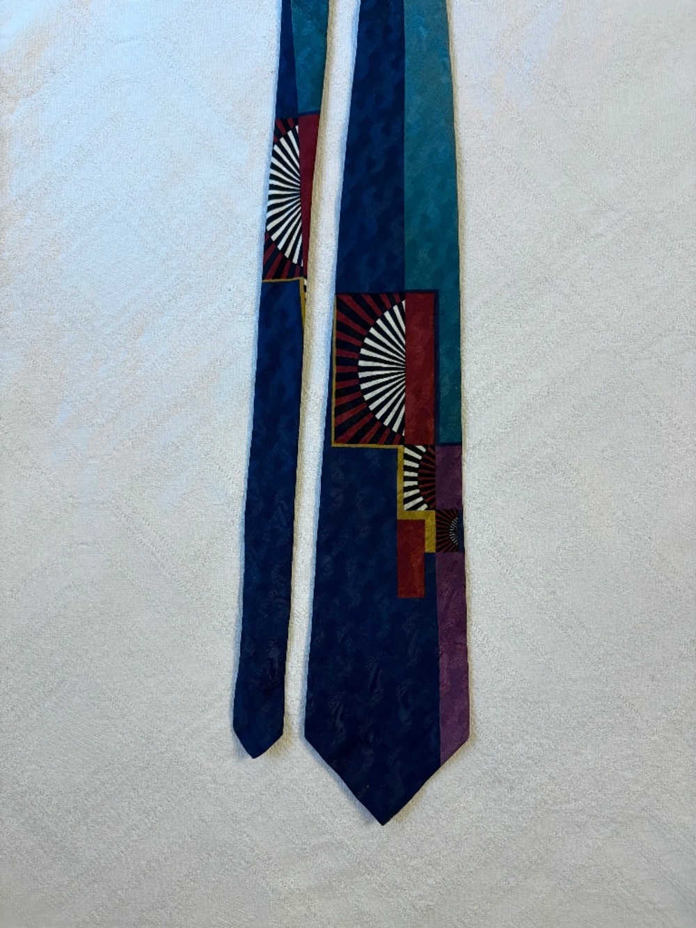 Vintage Damon Silk Art Deco Geometric Sunburst Necktie Navy Blue 4''